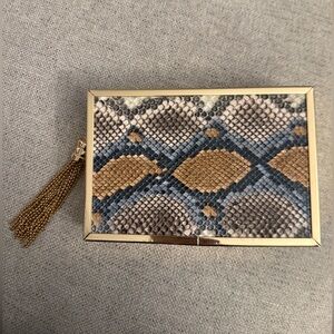 Chic Snakeskin Pattern Clutch with Gold Tassel Detail